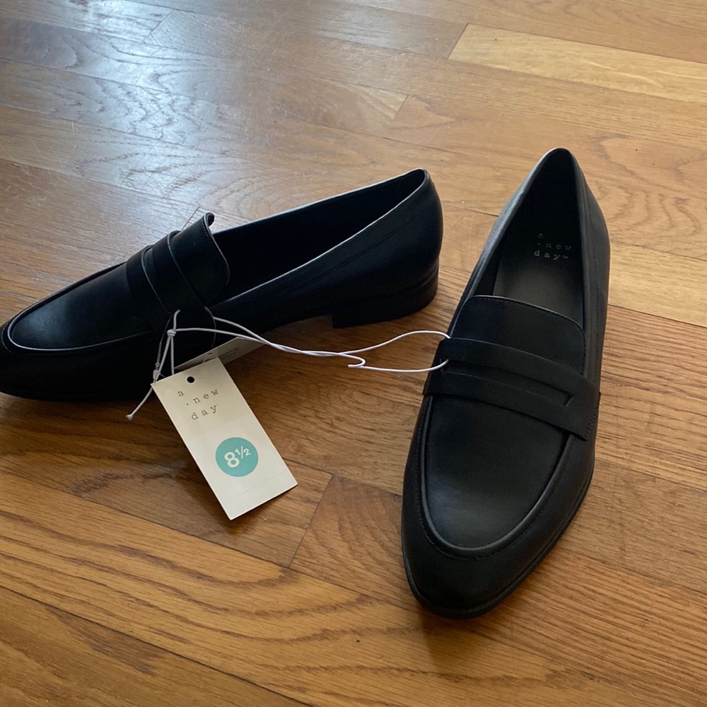 New with tags a new day loafers
